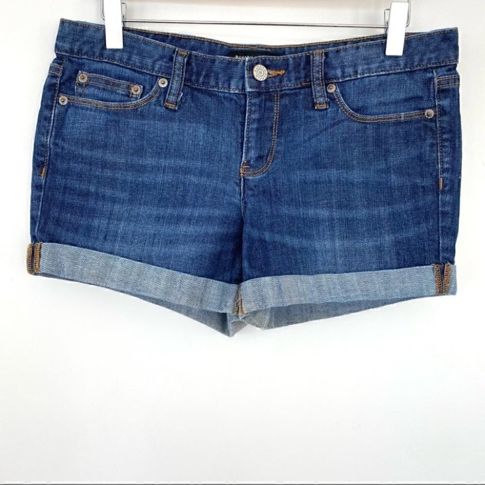 Banana Republic cuffed jean shorts with stretch